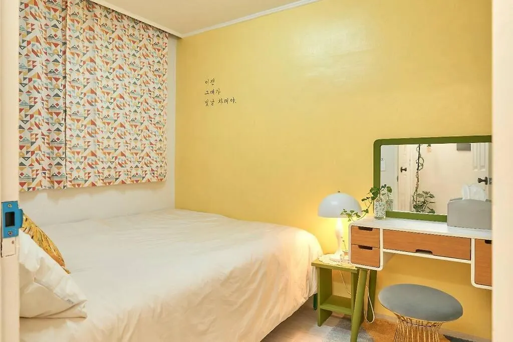 Villa #1 Mapo Hongdae Detached Home 마포 공항철도 홍대입구역 도보5분 Seoul